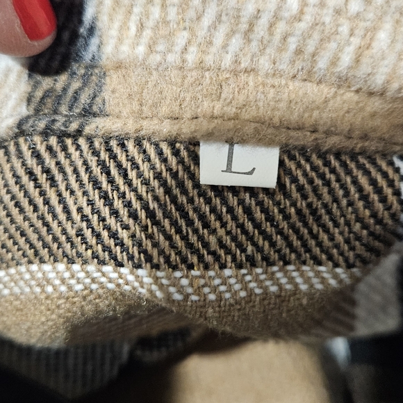 Womens Shacket Size L - Picture 2 of 4